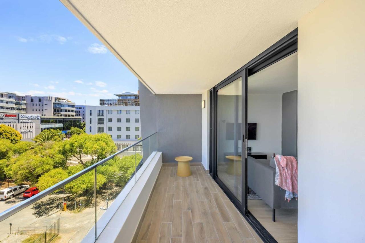 Newlands Peak Aparthotel By Totalstay ケープタウン エクステリア 写真
