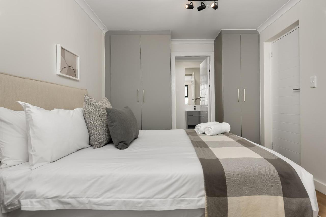 Newlands Peak Aparthotel By Totalstay ケープタウン エクステリア 写真